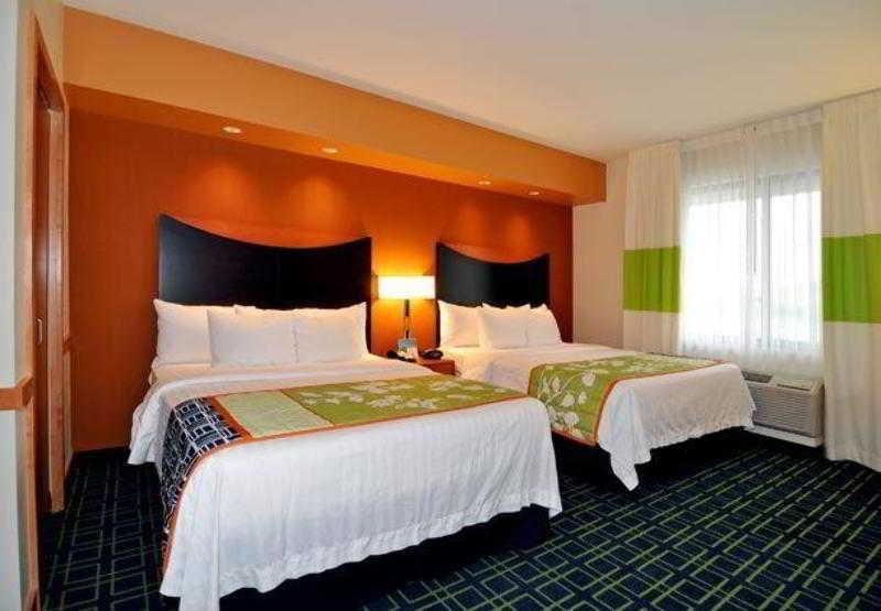 Fairfield Inn & Suites טהאצ'פי מראה חיצוני תמונה
